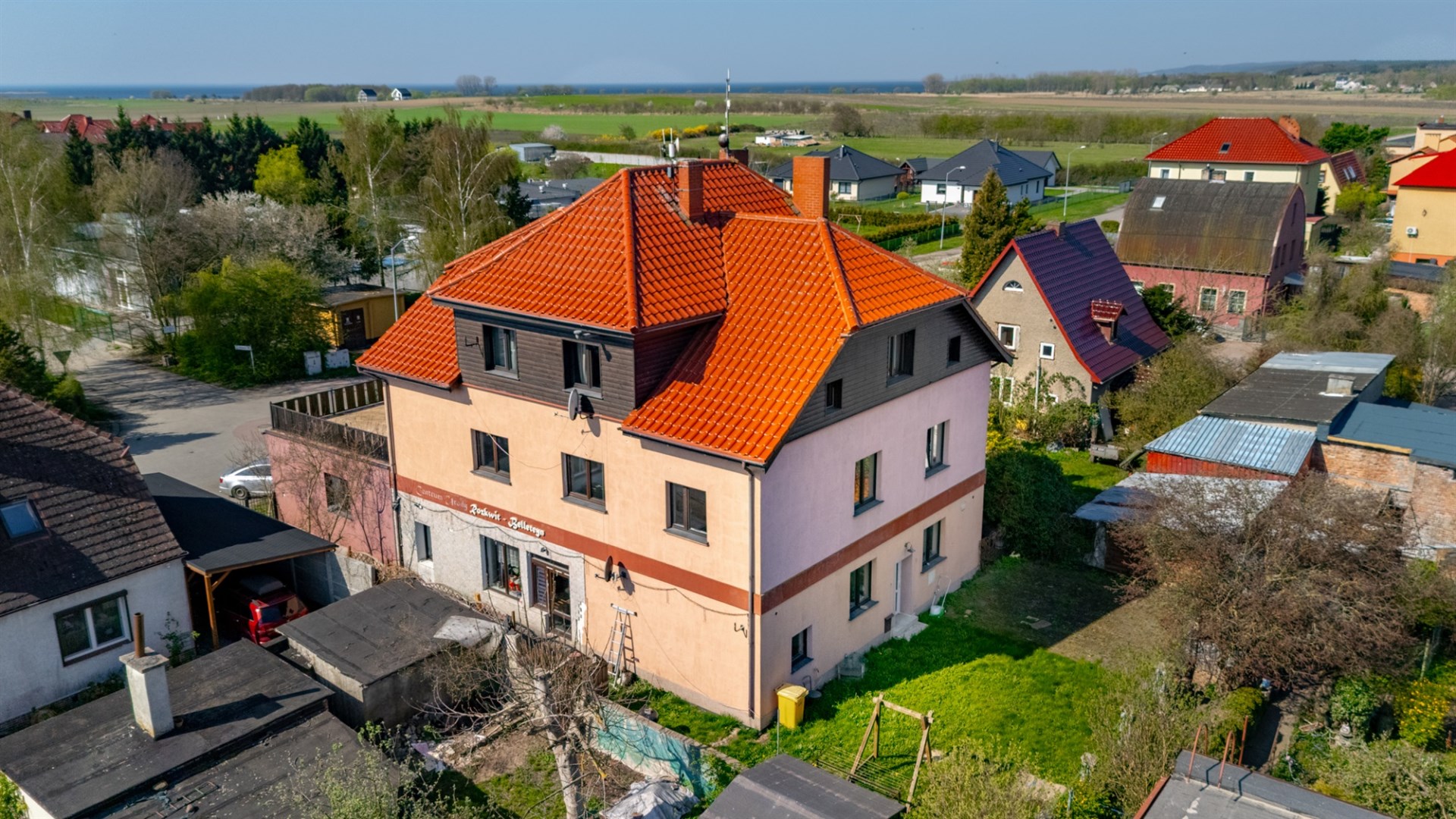 Dom na sprzedaż